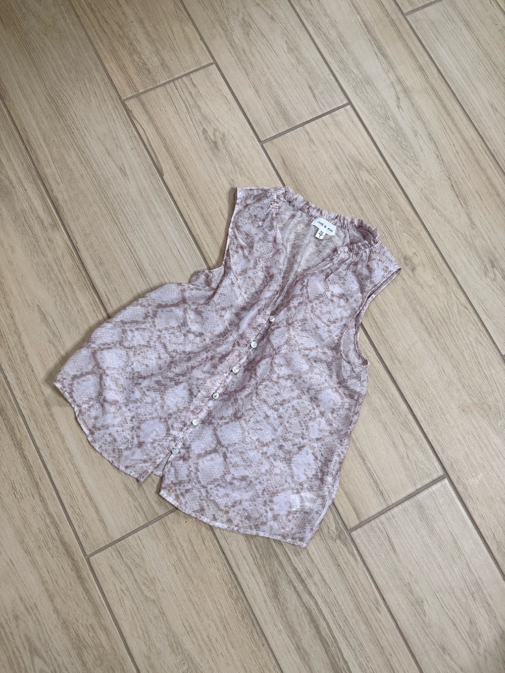 Anthropologie Cloth & Stone Snake Print Sleeveless Blouse Brown Ruffle Neck - S